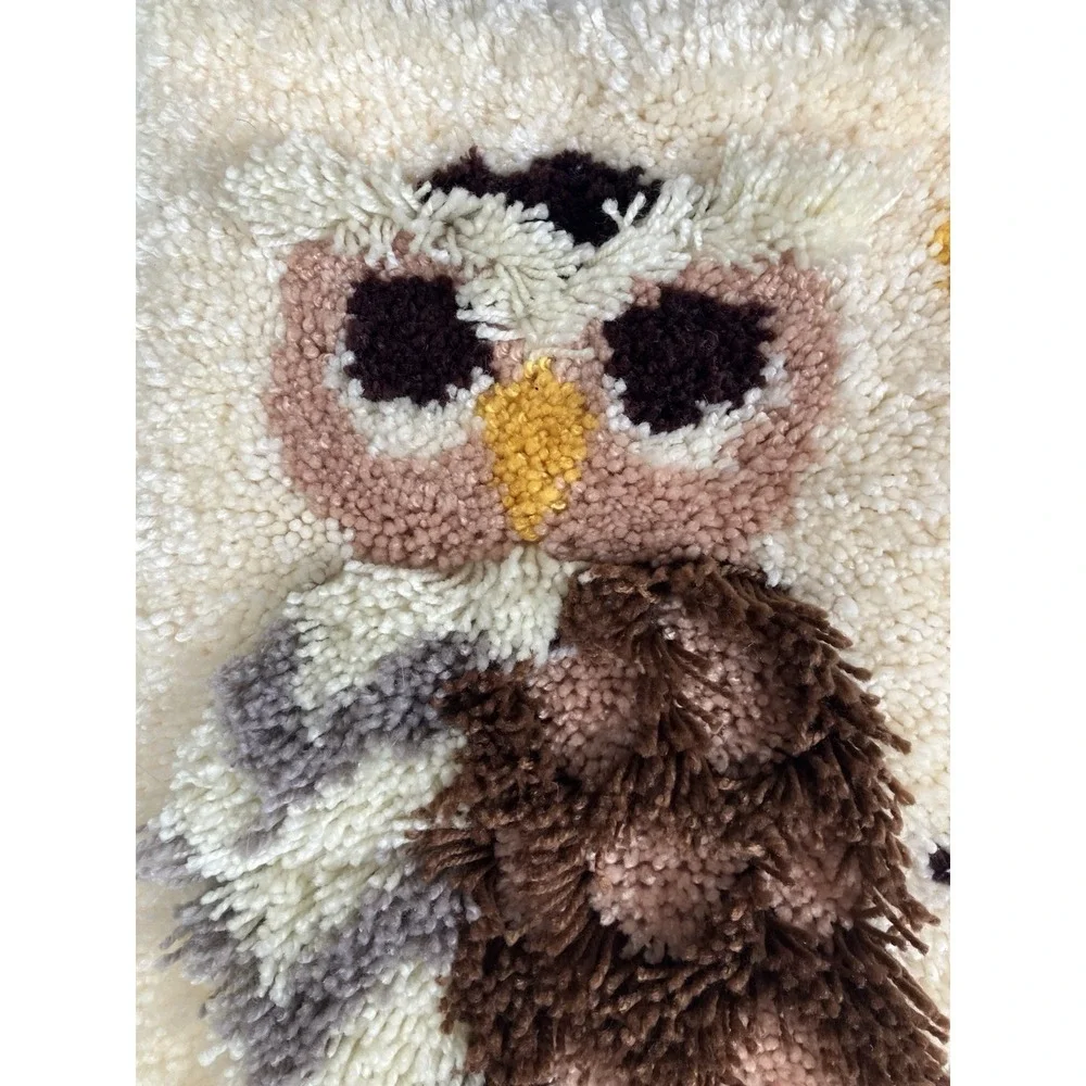 Vintage 1977 Bernat Hi Lo Latch Hook Owl Yarn Wall Tapestry Hanging Retro MCM